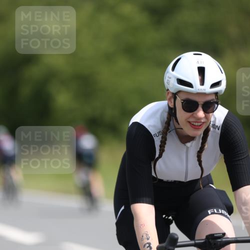 22.06.2025 - Viking Triathlon Yannick Fuchs http://msf.ph/oto/8090879 22.06.2025 11:52:17 Radfahren 43, 44, 54, 83, 156, 320, 335, 361, 431, 521 meine-sportfotos.de