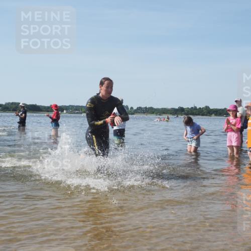 22.06.2025 - Viking Triathlon KatJ http://msf.ph/oto/8090881 22.06.2025 10:27:02 Schwimmen 52, 81, 145, 288, 623, 661 meine-sportfotos.de