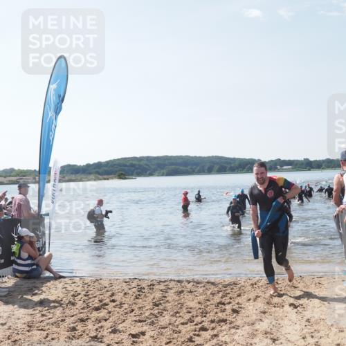 22.06.2025 - Viking Triathlon MichiJ http://msf.ph/oto/8090888 22.06.2025 10:38:14 Schwimmen 61, 72, 89, 179, 191, 209, 447, 662 meine-sportfotos.de