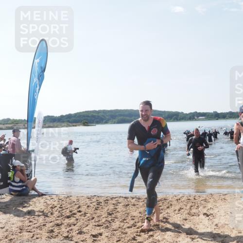 22.06.2025 - Viking Triathlon MichiJ http://msf.ph/oto/8090915 22.06.2025 10:38:15 Schwimmen 61, 72, 89, 179, 191, 209, 447, 535, 662 meine-sportfotos.de