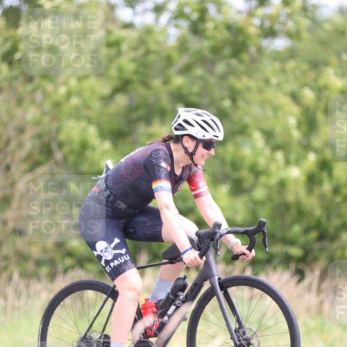 22.06.2025 - Viking Triathlon Yannick Fuchs http://msf.ph/oto/8090917 22.06.2025 13:26:10 Radfahren 183, 542 meine-sportfotos.de