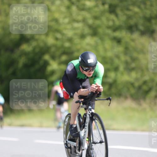 22.06.2025 - Viking Triathlon Yannick Fuchs http://msf.ph/oto/8090948 22.06.2025 11:08:39 Radfahren 9, 52, 90, 198, 286, 315, 534 meine-sportfotos.de