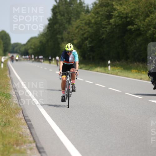 22.06.2025 - Viking Triathlon Yannick Fuchs http://msf.ph/oto/8090977 22.06.2025 11:52:46 Radfahren 381, 450, 656 meine-sportfotos.de