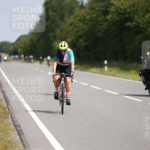 22.06.2025 - Viking Triathlon Yannick Fuchs http://msf.ph/oto/8090983 22.06.2025 11:52:46 Radfahren 381, 450, 656 meine-sportfotos.de