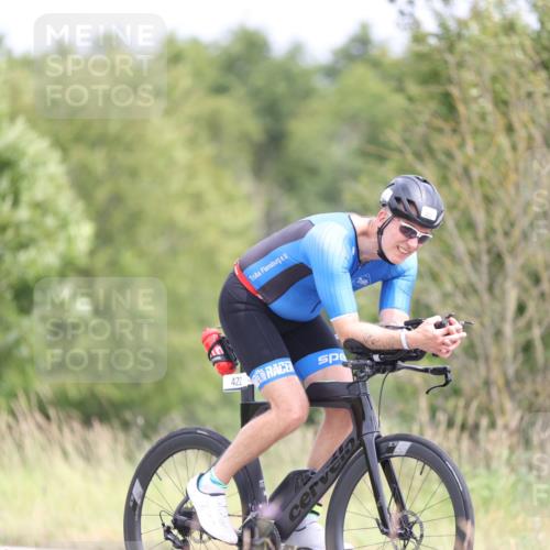 22.06.2025 - Viking Triathlon Yannick Fuchs http://msf.ph/oto/8090985 22.06.2025 13:26:24 Radfahren 422, 423, 496 meine-sportfotos.de