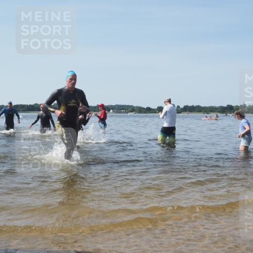22.06.2025 - Viking Triathlon KatJ http://msf.ph/oto/8090991 22.06.2025 10:27:05 Schwimmen 52, 81, 145, 288, 623, 661 meine-sportfotos.de