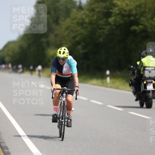 22.06.2025 - Viking Triathlon Yannick Fuchs http://msf.ph/oto/8090993 22.06.2025 11:52:47 Radfahren 381, 450, 656 meine-sportfotos.de