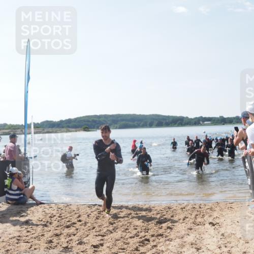 22.06.2025 - Viking Triathlon MichiJ http://msf.ph/oto/8090996 22.06.2025 10:38:23 Schwimmen 22, 61, 89, 209, 269, 398, 419, 428, 447, 509, 535, 603, 659, 662 meine-sportfotos.de