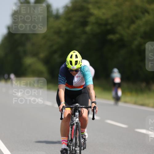 22.06.2025 - Viking Triathlon Yannick Fuchs http://msf.ph/oto/8091004 22.06.2025 11:52:47 Radfahren 381, 450, 656 meine-sportfotos.de