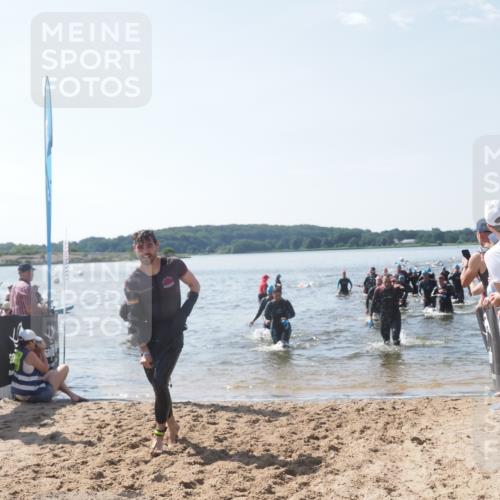 22.06.2025 - Viking Triathlon MichiJ http://msf.ph/oto/8091006 22.06.2025 10:38:23 Schwimmen 22, 61, 89, 209, 269, 398, 419, 428, 447, 509, 535, 603, 659, 662 meine-sportfotos.de
