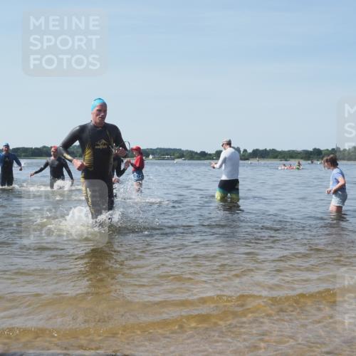 22.06.2025 - Viking Triathlon KatJ http://msf.ph/oto/8091008 22.06.2025 10:27:05 Schwimmen 52, 81, 145, 288, 623, 661 meine-sportfotos.de
