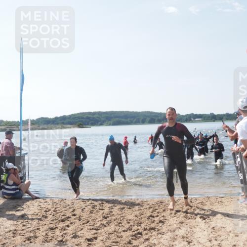 22.06.2025 - Viking Triathlon MichiJ http://msf.ph/oto/8091017 22.06.2025 10:38:27 Schwimmen 22, 89, 156, 209, 269, 398, 419, 428, 447, 509, 535, 601, 603, 659, 662 meine-sportfotos.de