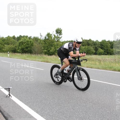 22.06.2025 - Viking Triathlon Yannick Fuchs http://msf.ph/oto/8091023 22.06.2025 13:29:45 Radfahren 106, 116, 463 meine-sportfotos.de