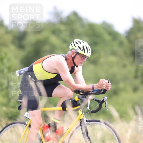 22.06.2025 - Viking Triathlon Yannick Fuchs http://msf.ph/oto/8091058 22.06.2025 13:26:32 Radfahren 423 meine-sportfotos.de