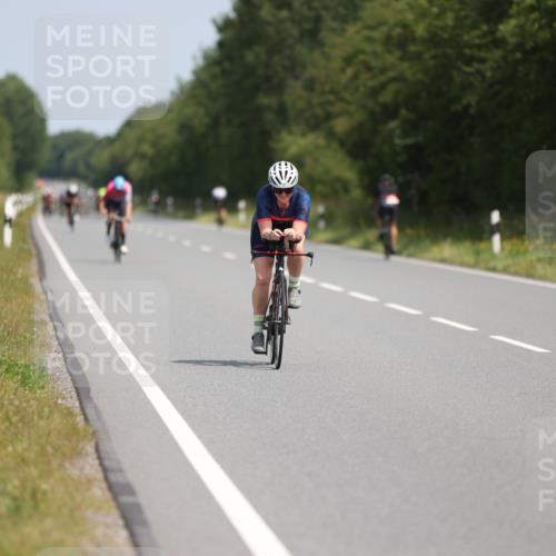 22.06.2025 - Viking Triathlon Yannick Fuchs http://msf.ph/oto/8091101 22.06.2025 11:53:09 Radfahren 470, 535, 662 meine-sportfotos.de