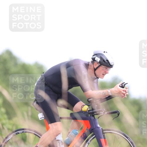 22.06.2025 - Viking Triathlon Yannick Fuchs http://msf.ph/oto/8091123 22.06.2025 13:27:02 Radfahren 372 meine-sportfotos.de