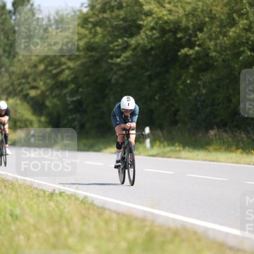 22.06.2025 - Viking Triathlon Yannick Fuchs http://msf.ph/oto/8091156 22.06.2025 11:09:07 Radfahren 15, 66, 159, 186, 199, 272, 327, 369, 447, 621, 627 meine-sportfotos.de