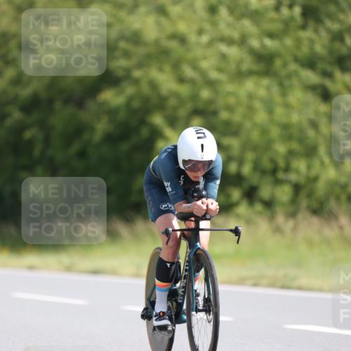 22.06.2025 - Viking Triathlon Yannick Fuchs http://msf.ph/oto/8091199 22.06.2025 11:09:09 Radfahren 15, 66, 159, 186, 199, 272, 327, 369, 447, 621, 627 meine-sportfotos.de