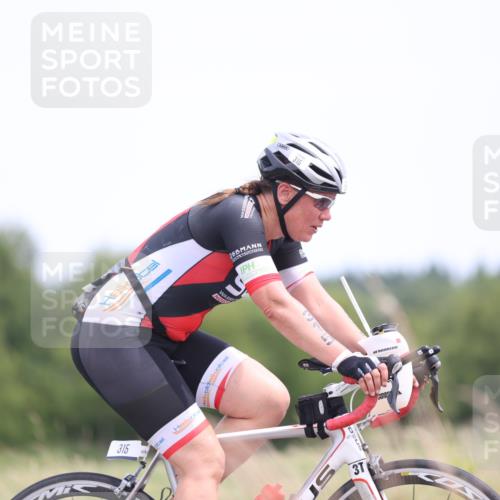 22.06.2025 - Viking Triathlon Yannick Fuchs http://msf.ph/oto/8091212 22.06.2025 13:27:43 Radfahren 315, 453 meine-sportfotos.de