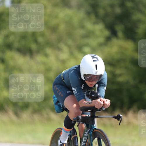 22.06.2025 - Viking Triathlon Yannick Fuchs http://msf.ph/oto/8091223 22.06.2025 11:09:09 Radfahren 15, 66, 159, 186, 199, 272, 327, 369, 447, 621, 627 meine-sportfotos.de