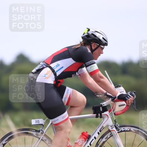 22.06.2025 - Viking Triathlon Yannick Fuchs http://msf.ph/oto/8091241 22.06.2025 13:27:44 Radfahren 315, 453 meine-sportfotos.de