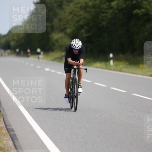 22.06.2025 - Viking Triathlon Yannick Fuchs http://msf.ph/oto/8091254 22.06.2025 11:53:20 Radfahren 148, 189, 360, 535, 662 meine-sportfotos.de