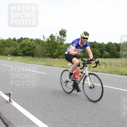 22.06.2025 - Viking Triathlon Yannick Fuchs http://msf.ph/oto/8091257 22.06.2025 13:32:33 Radfahren 241 meine-sportfotos.de