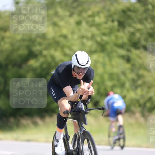 22.06.2025 - Viking Triathlon Yannick Fuchs http://msf.ph/oto/8091258 22.06.2025 11:09:11 Radfahren 15, 66, 159, 186, 199, 272, 327, 447, 621, 627 meine-sportfotos.de