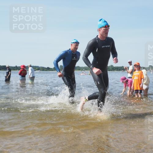 22.06.2025 - Viking Triathlon KatJ http://msf.ph/oto/8091263 22.06.2025 10:27:13 Schwimmen 52, 81, 623 meine-sportfotos.de