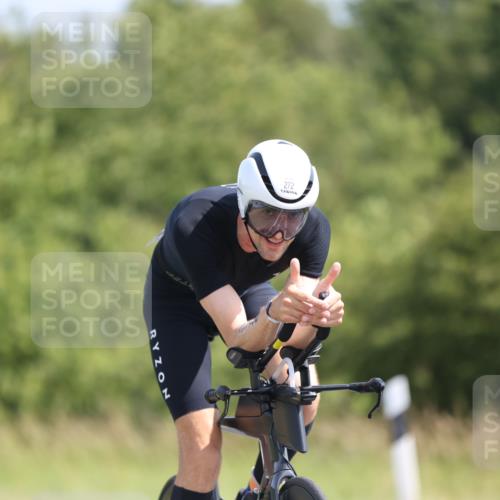 22.06.2025 - Viking Triathlon Yannick Fuchs http://msf.ph/oto/8091268 22.06.2025 11:09:11 Radfahren 15, 66, 159, 186, 199, 272, 327, 447, 621, 627 meine-sportfotos.de