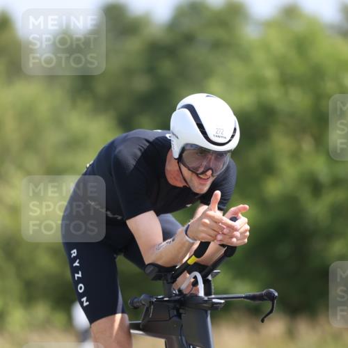 22.06.2025 - Viking Triathlon Yannick Fuchs http://msf.ph/oto/8091272 22.06.2025 11:09:11 Radfahren 15, 66, 159, 186, 199, 272, 327, 447, 621, 627 meine-sportfotos.de