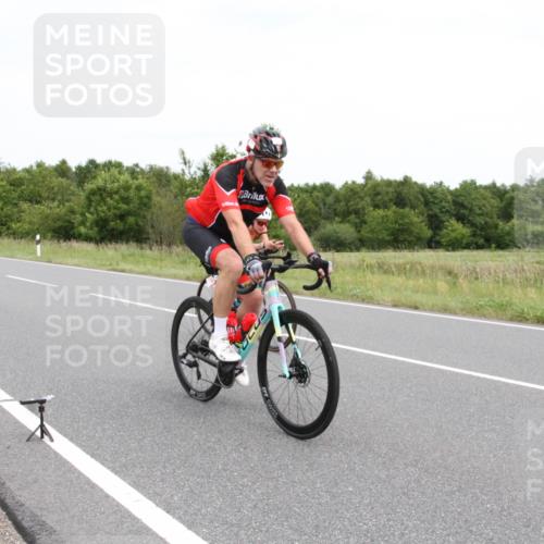 22.06.2025 - Viking Triathlon Yannick Fuchs http://msf.ph/oto/8091302 22.06.2025 13:33:45 Radfahren 130, 650 meine-sportfotos.de