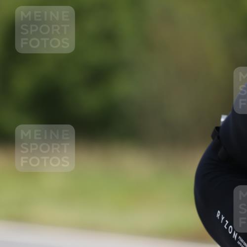 22.06.2025 - Viking Triathlon Yannick Fuchs http://msf.ph/oto/8091318 22.06.2025 11:53:22 Radfahren 148, 189, 360 meine-sportfotos.de