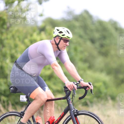22.06.2025 - Viking Triathlon Yannick Fuchs http://msf.ph/oto/8091338 22.06.2025 13:27:53 Radfahren 276, 453 meine-sportfotos.de