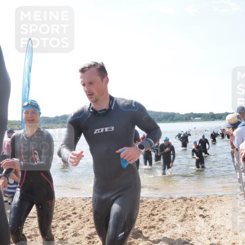 22.06.2025 - Viking Triathlon MichiJ http://msf.ph/oto/8091360 22.06.2025 10:38:37 Schwimmen 22, 85, 156, 164, 215, 269, 315, 327, 398, 419, 428, 509, 601, 603, 659 meine-sportfotos.de