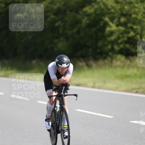 22.06.2025 - Viking Triathlon Yannick Fuchs http://msf.ph/oto/8091363 22.06.2025 11:10:17 Radfahren 393, 647 meine-sportfotos.de