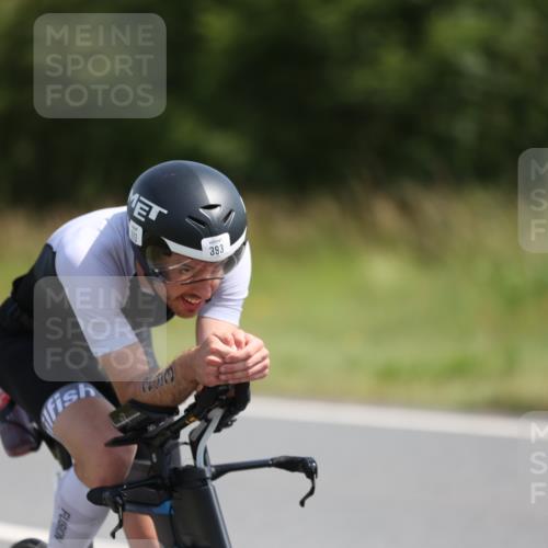 22.06.2025 - Viking Triathlon Yannick Fuchs http://msf.ph/oto/8091379 22.06.2025 11:10:18 Radfahren 393, 647 meine-sportfotos.de