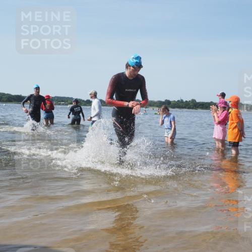 22.06.2025 - Viking Triathlon KatJ http://msf.ph/oto/8091382 22.06.2025 10:27:35 Schwimmen 1, 176, 272, 286, 611 meine-sportfotos.de