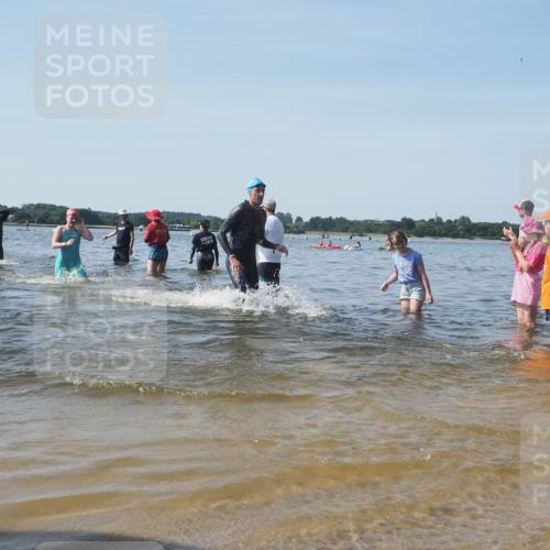 22.06.2025 - Viking Triathlon KatJ http://msf.ph/oto/8091412 22.06.2025 10:27:37 Schwimmen 1, 176, 272, 286, 611 meine-sportfotos.de