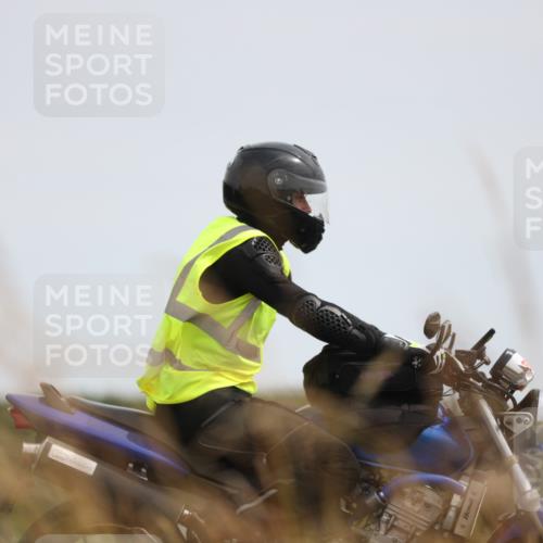 22.06.2025 - Viking Triathlon Yannick Fuchs http://msf.ph/oto/8091459 22.06.2025 13:28:11 Radfahren 97, 405, 425 meine-sportfotos.de