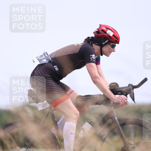 22.06.2025 - Viking Triathlon Yannick Fuchs http://msf.ph/oto/8091479 22.06.2025 13:28:16 Radfahren 97, 425 meine-sportfotos.de