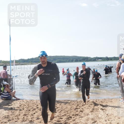 22.06.2025 - Viking Triathlon MichiJ http://msf.ph/oto/8091481 22.06.2025 10:38:42 Schwimmen 22, 85, 135, 156, 164, 211, 215, 315, 327, 336, 419, 601, 659 meine-sportfotos.de