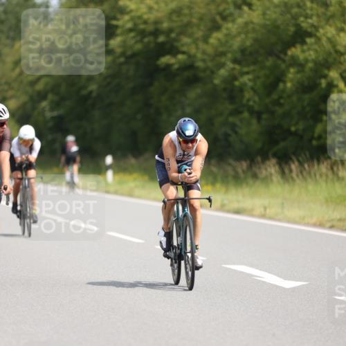 22.06.2025 - Viking Triathlon Yannick Fuchs http://msf.ph/oto/8091484 22.06.2025 11:53:44 Radfahren 4, 13, 173, 288, 309, 340, 444, 458, 462, 472, 484, 604 meine-sportfotos.de