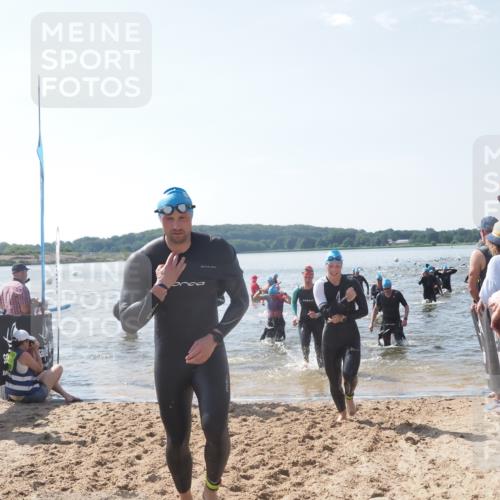 22.06.2025 - Viking Triathlon MichiJ http://msf.ph/oto/8091487 22.06.2025 10:38:42 Schwimmen 22, 85, 135, 156, 164, 211, 215, 315, 327, 336, 419, 601, 659 meine-sportfotos.de