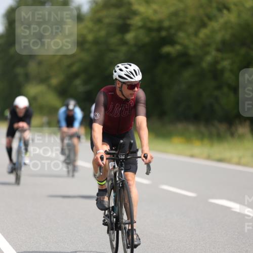 22.06.2025 - Viking Triathlon Yannick Fuchs http://msf.ph/oto/8091506 22.06.2025 11:53:45 Radfahren 4, 13, 173, 288, 309, 340, 444, 458, 462, 472, 484, 604 meine-sportfotos.de