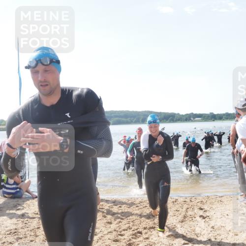 22.06.2025 - Viking Triathlon MichiJ http://msf.ph/oto/8091512 22.06.2025 10:38:43 Schwimmen 22, 85, 135, 156, 164, 211, 215, 315, 327, 336, 601, 659 meine-sportfotos.de