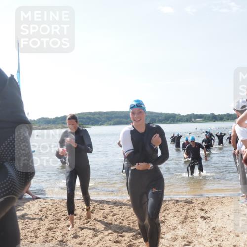 22.06.2025 - Viking Triathlon MichiJ http://msf.ph/oto/8091519 22.06.2025 10:38:44 Schwimmen 22, 26, 85, 135, 156, 164, 211, 215, 315, 327, 336, 601, 659 meine-sportfotos.de