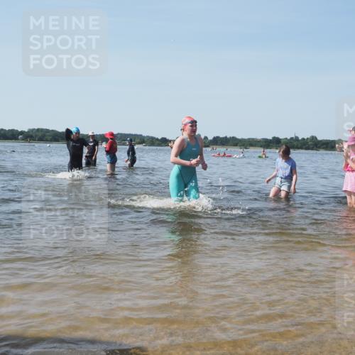 22.06.2025 - Viking Triathlon KatJ http://msf.ph/oto/8091521 22.06.2025 10:27:40 Schwimmen 1, 176, 198, 230, 272, 534, 611 meine-sportfotos.de