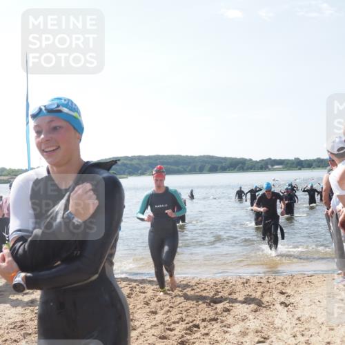 22.06.2025 - Viking Triathlon MichiJ http://msf.ph/oto/8091551 22.06.2025 10:38:44 Schwimmen 22, 26, 85, 135, 156, 164, 211, 215, 315, 327, 336, 601, 659 meine-sportfotos.de