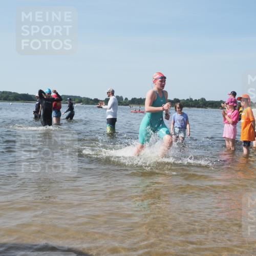 22.06.2025 - Viking Triathlon KatJ http://msf.ph/oto/8091552 22.06.2025 10:27:41 Schwimmen 1, 176, 198, 230, 272, 534, 611 meine-sportfotos.de